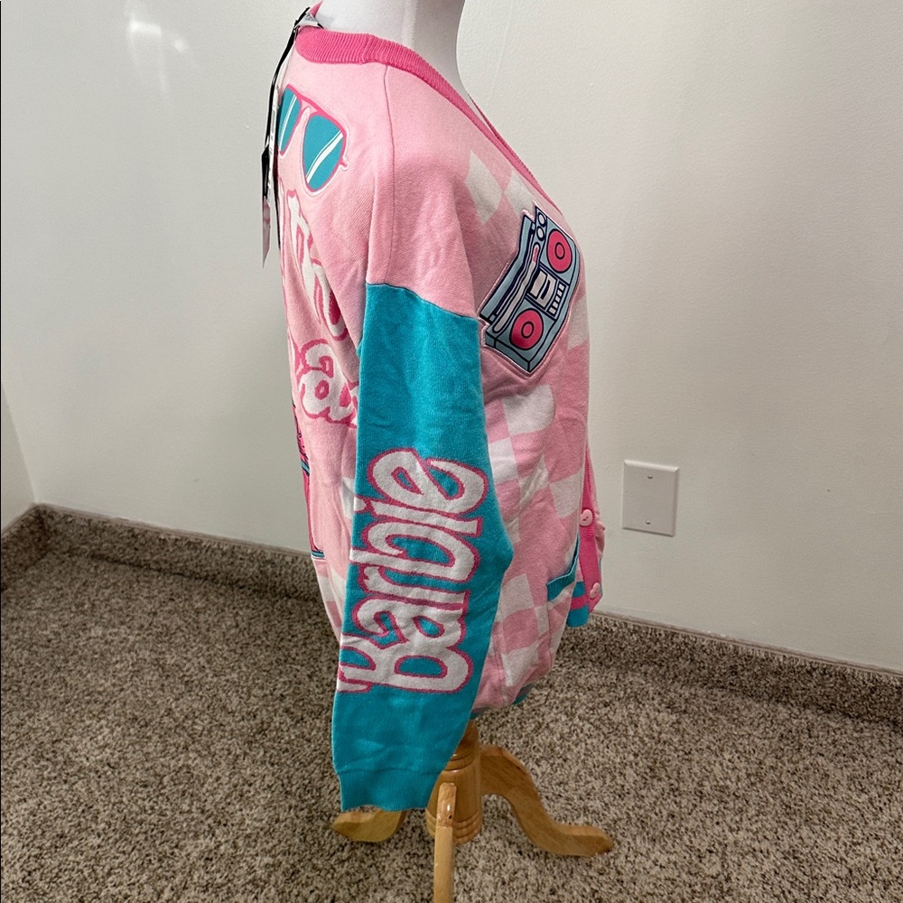 🌴 NWT BoxLunch Barbie Oversized Cardigan Sweater - Picture 4 of 6